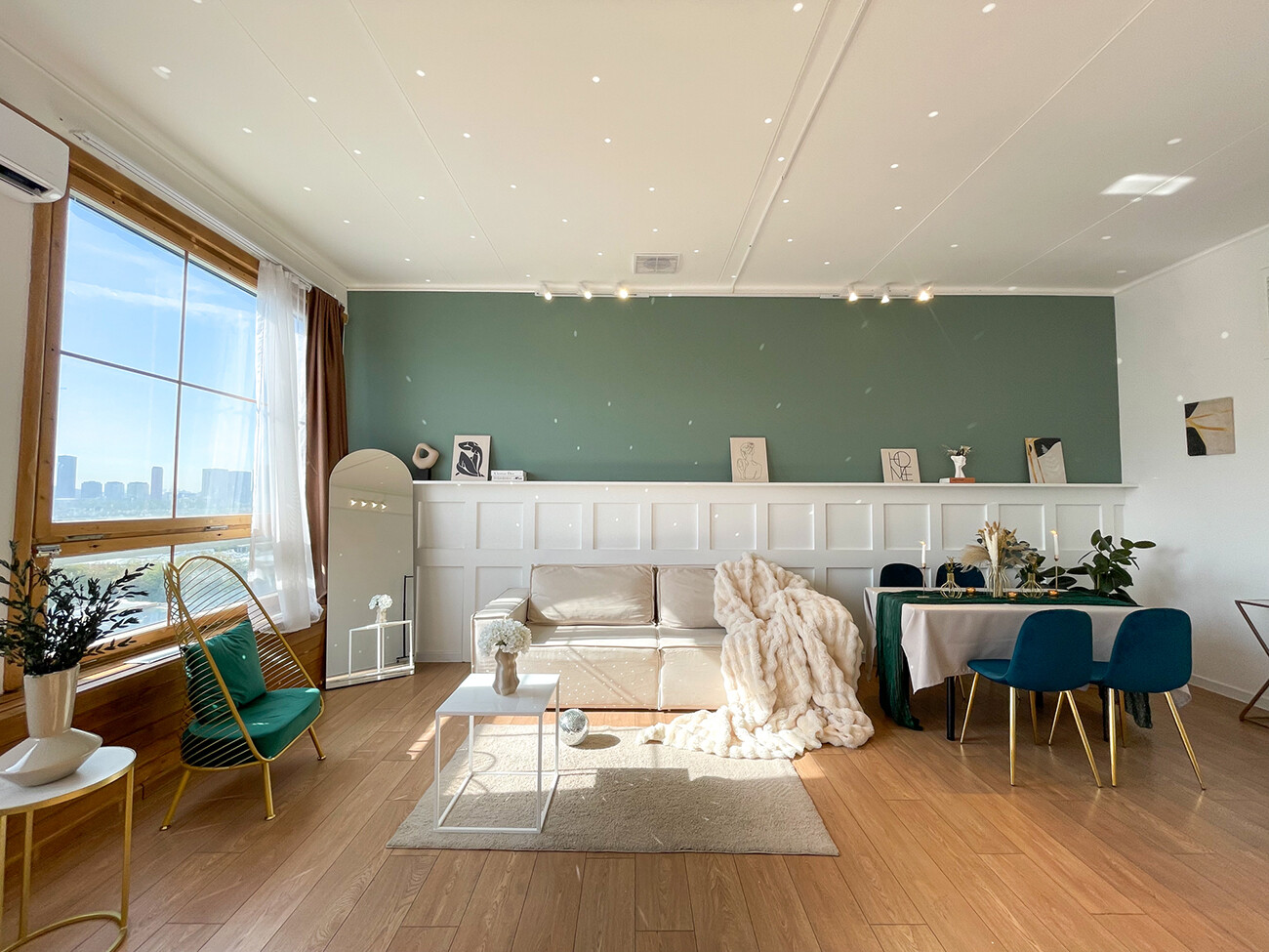 Зал КВАРТИРА